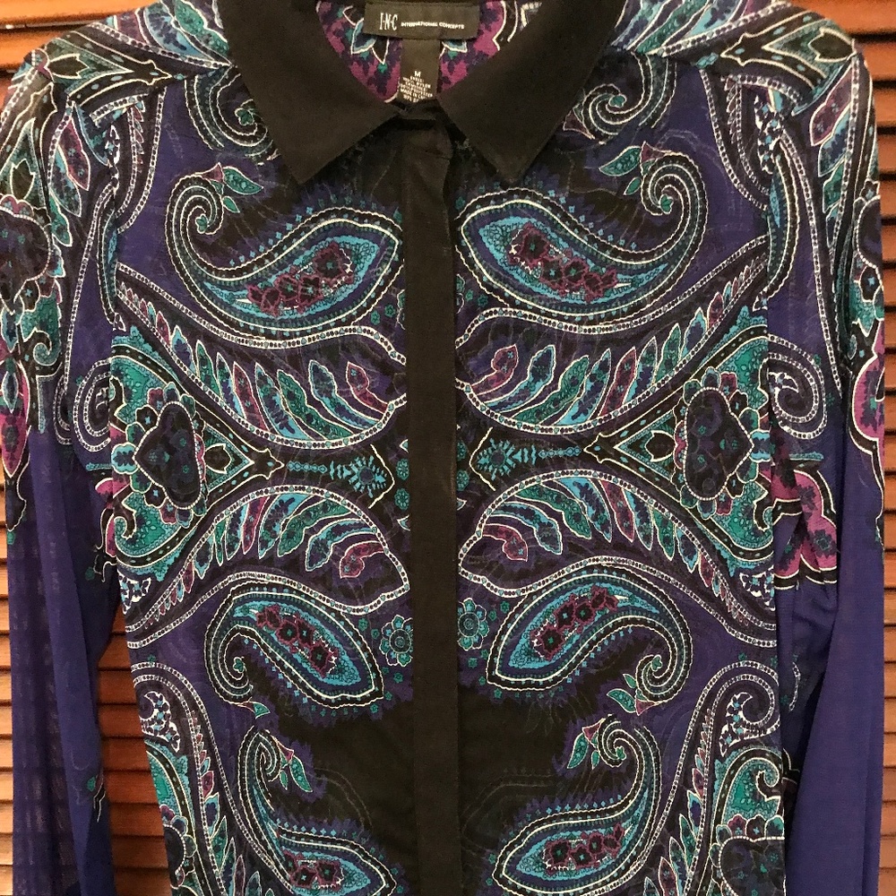 NWOT Funky print long sleeve button down shirt